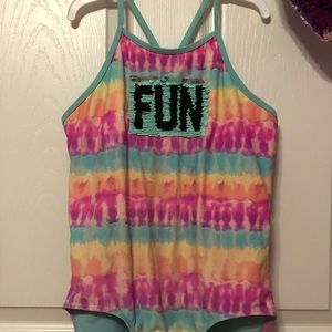 Wonder Nation girl fun sun swimsuit